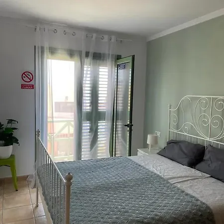 Modern In 60m² With Shared Pool דירה *